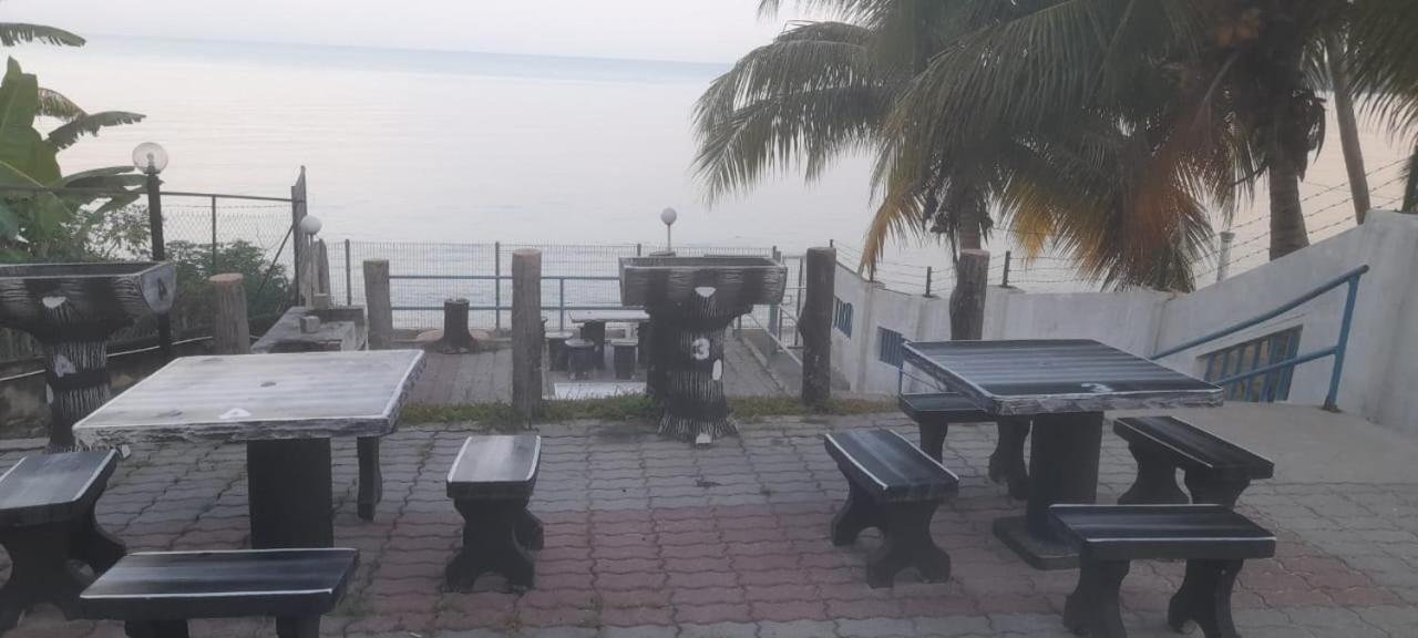 Zna Prop D Seri Bulan Resort,Pd Max 5 Guests Port Dickson Esterno foto